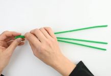 Easy Pipe Cleaner Shamrock With Beads Tutorial for Kids pipe cleaner shamrock with beads kids craft instruction image 1