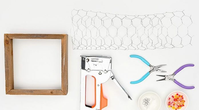 Easy Chicken Wire Suncatcher Tutorial for Kids chicken wire suncatcher kids craft instruction image 1