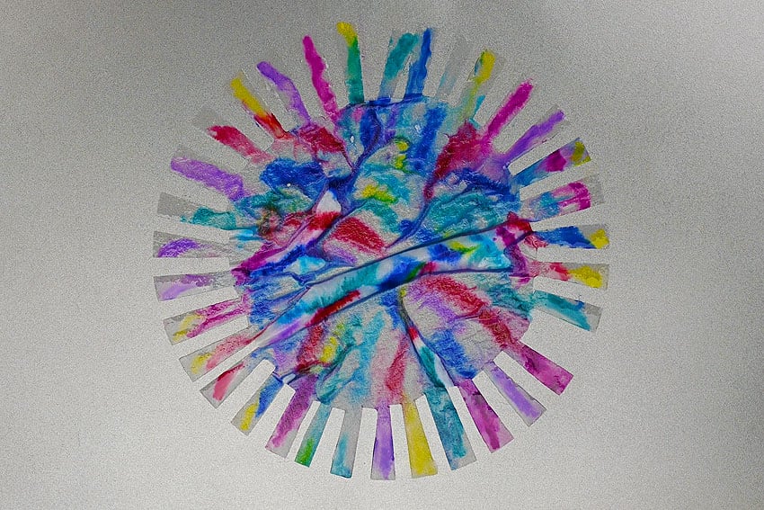 coffee filter fireworks kids craft instruction image 10