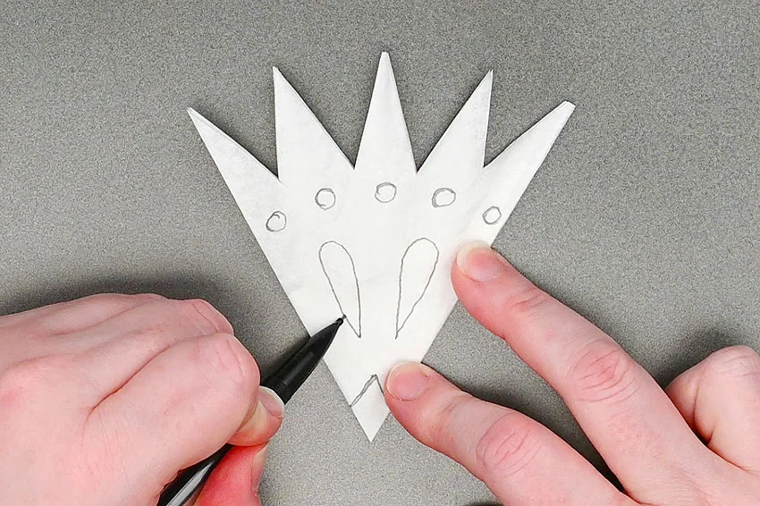 coffee filter fireworks kids craft instruction image 14