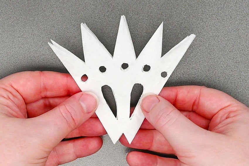 coffee filter fireworks kids craft instruction image 16