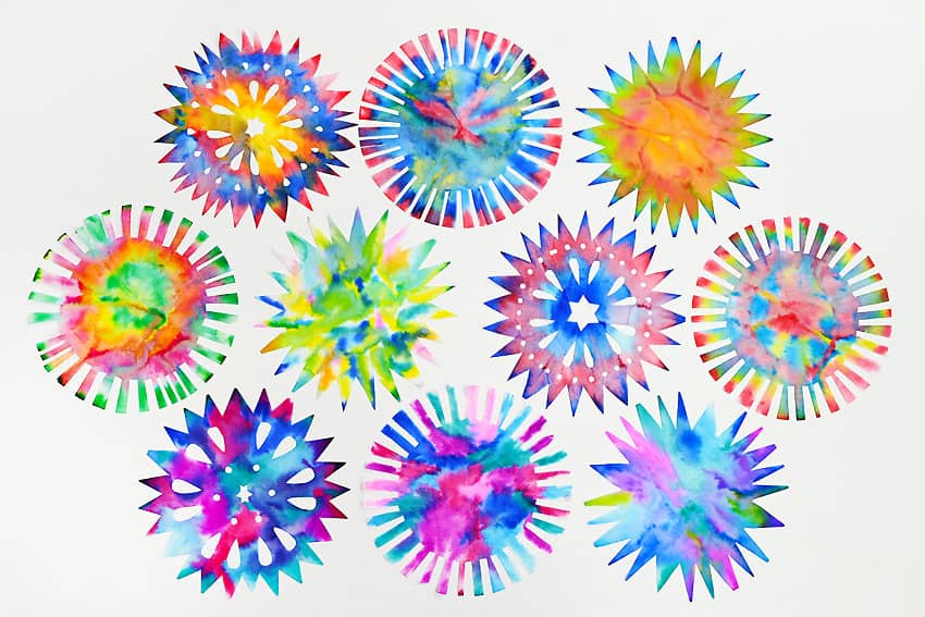 coffee filter fireworks kids craft instruction image 21