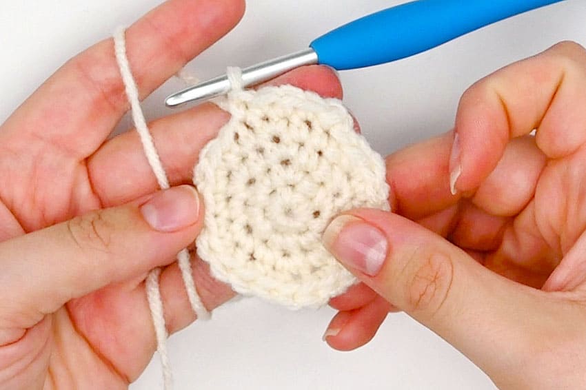 crochet bee crochet yarn craft instruction image 24