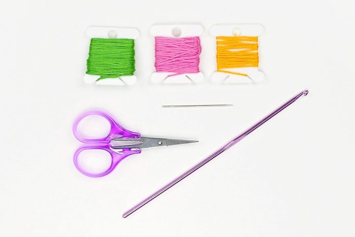 easy-crochet-bookmark-tutorial-for-kids-instruction-1 crochet bookmark crochet yarn craft instruction image 1