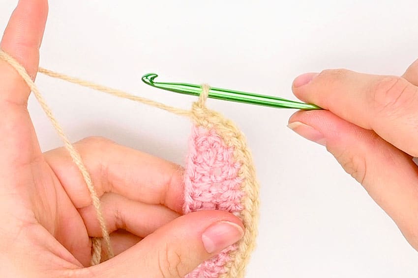 crochet bunny basket crochet yarn craft instruction image 20