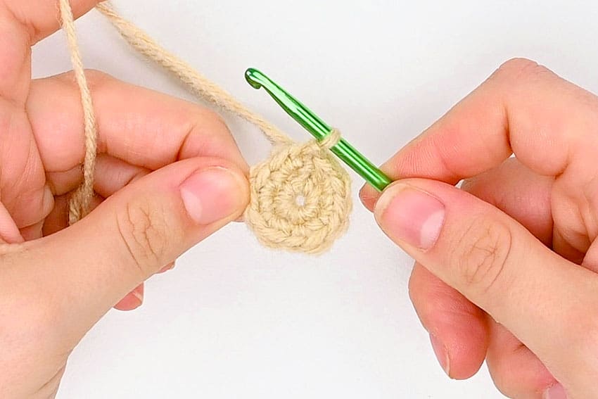 crochet bunny basket crochet yarn craft instruction image 3