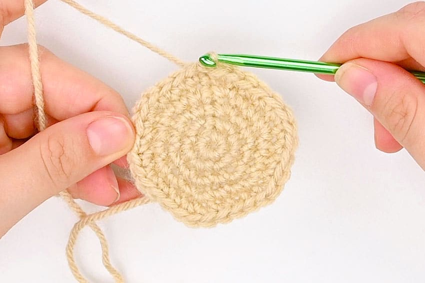 crochet bunny basket crochet yarn craft instruction image 6