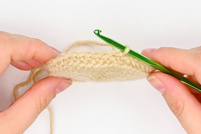 crochet bunny basket crochet yarn craft instruction image 9