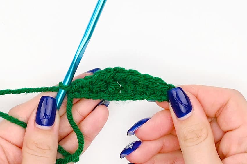 crochet rose crochet yarn craft instruction image 20