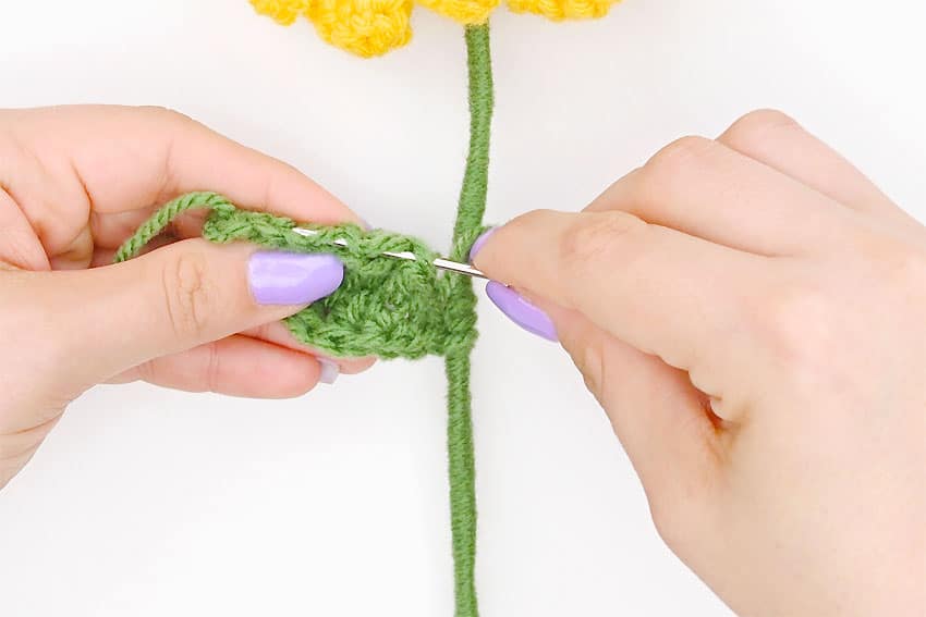 crochet sunflower crochet yarn craft instruction image 32