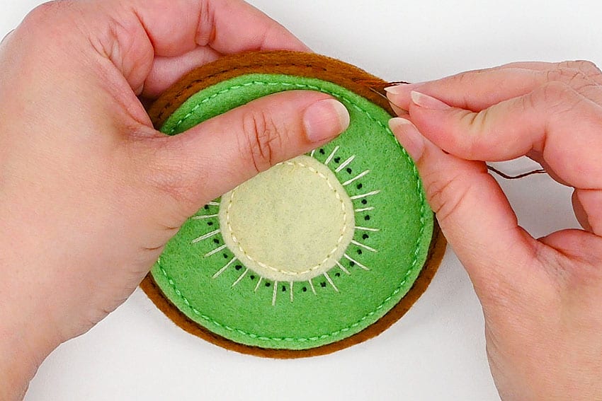 felt fruit coasters kids craft instruction image 9
