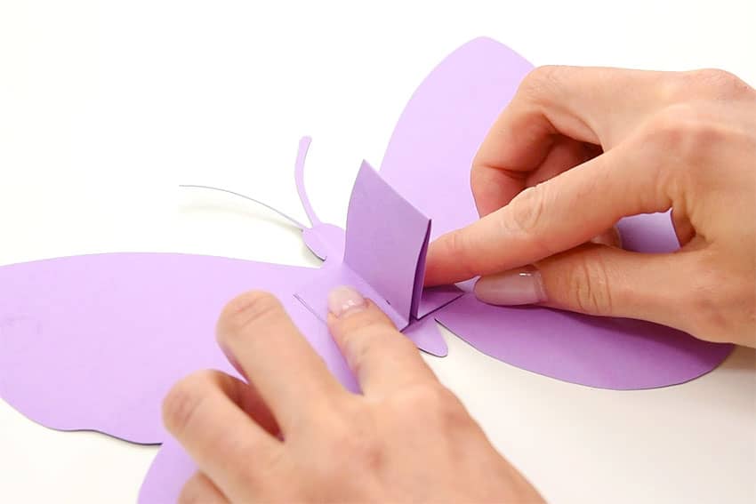 flapping butterfly kids craft instruction image 10