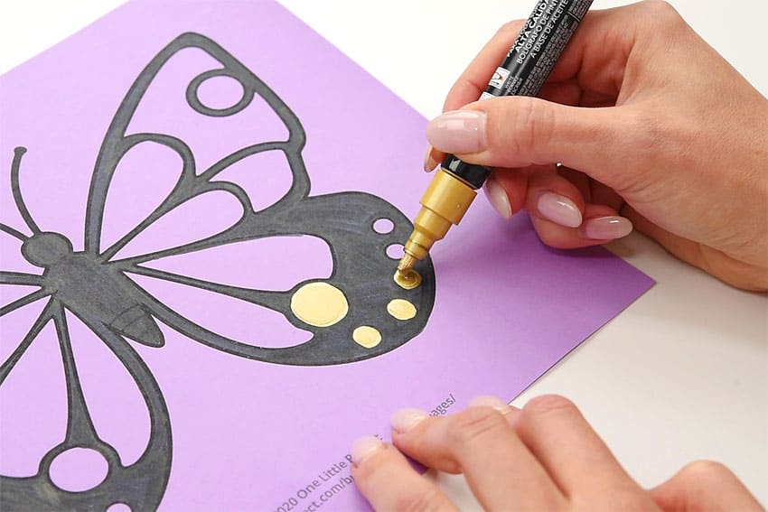 flapping butterfly kids craft instruction image 3