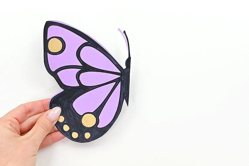 flapping butterfly kids craft instruction image 8