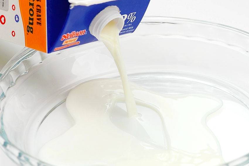 magic milk art kids craft instruction image 7
