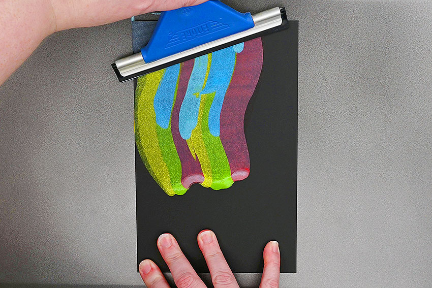 northern lights squeegee painting painting craft instruction image 8