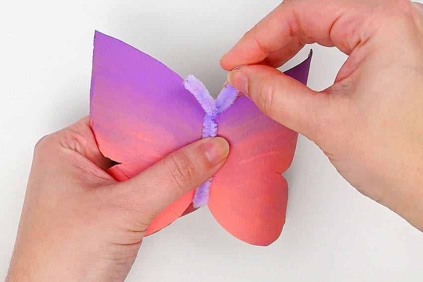 paper roll butterfly paper craft instruction image 13