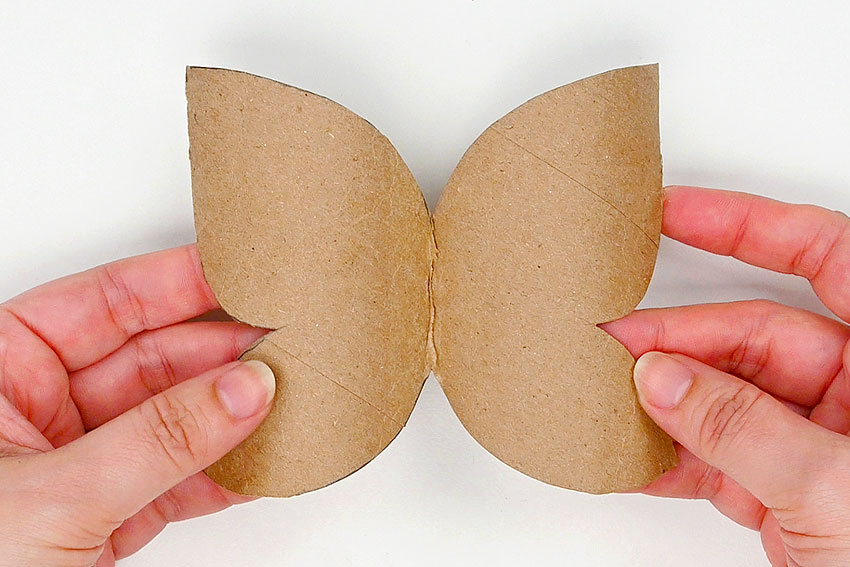 paper roll butterfly paper craft instruction image 7