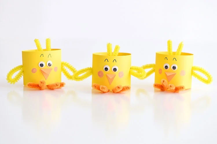 paper roll chicks paper craft instruction image 15