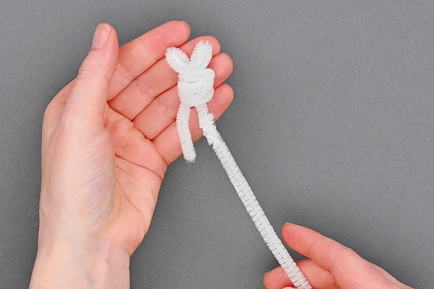 pipe cleaner dog kids craft instruction image 4