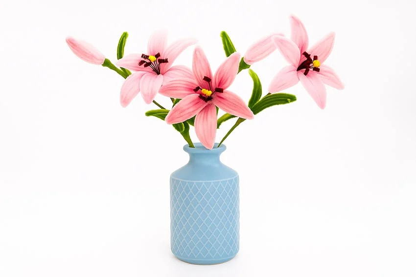 pipe cleaner lily kids craft instruction image 27