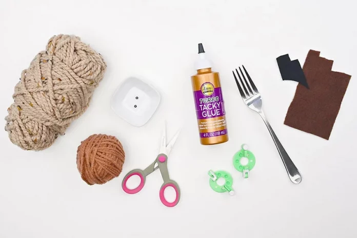 easy-pom-pom-otter-tutorial-for-kids-instruction-1 pom pom otter crochet yarn craft instruction image 1