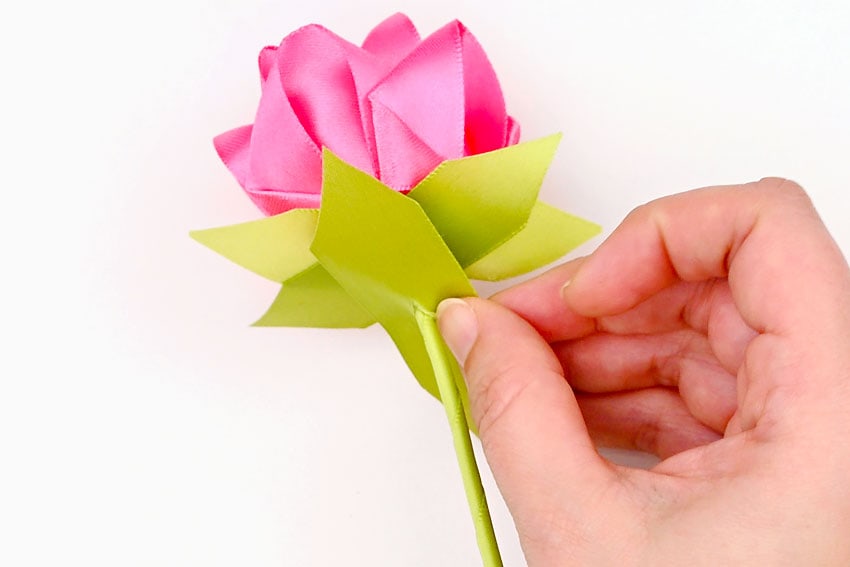 ribbon rose kids craft instruction image 25