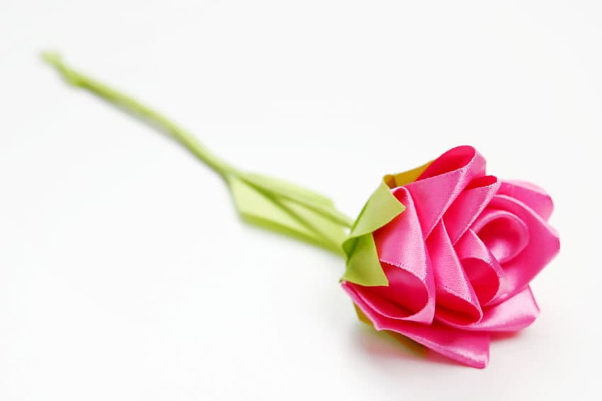 ribbon rose kids craft instruction image 31