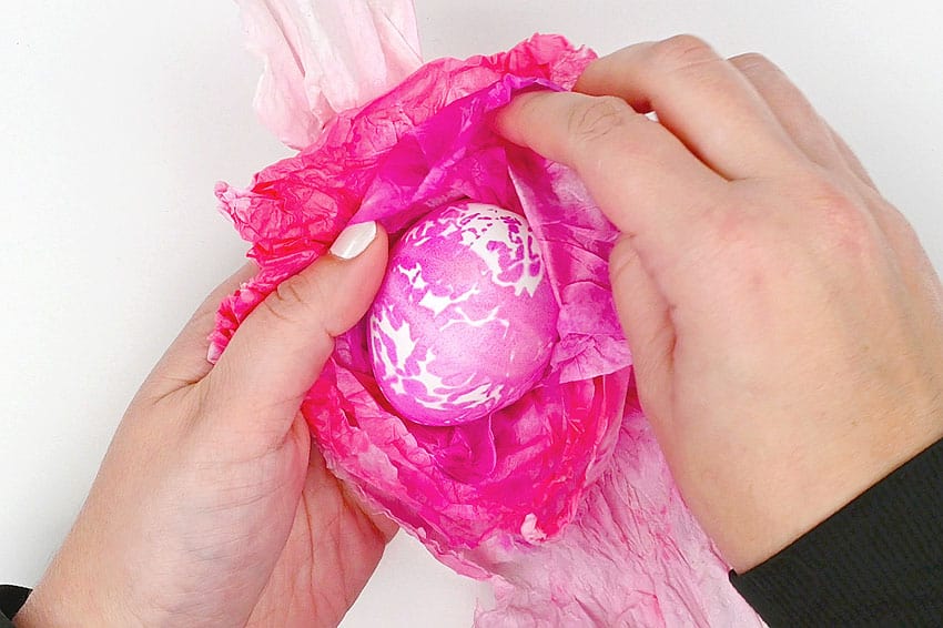 tissue paper dyed easter eggs paper craft instruction image 10