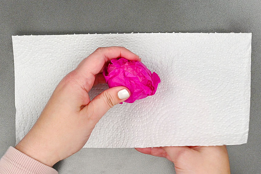 tissue paper dyed easter eggs paper craft instruction image 6