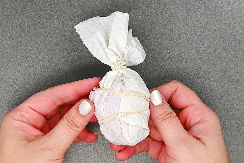 tissue paper dyed easter eggs paper craft instruction image 8