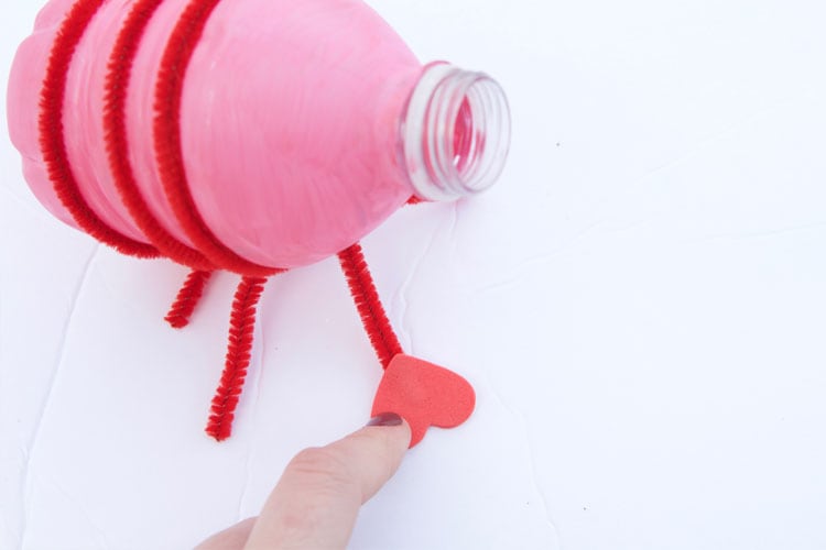 water bottle love bugs kids craft instruction image 3