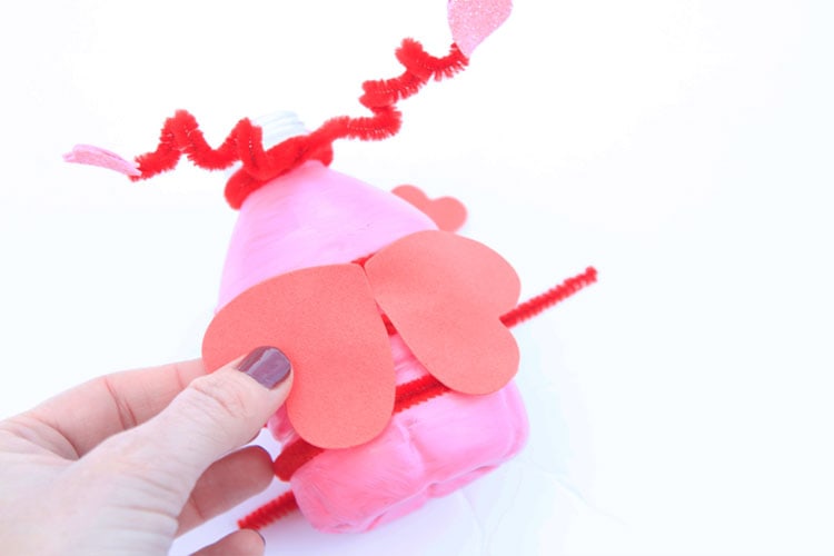 water bottle love bugs kids craft instruction image 4