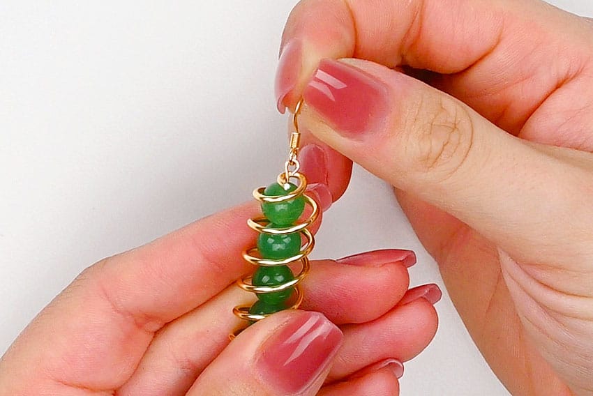 wire wrapped earrings kids craft instruction image 22
