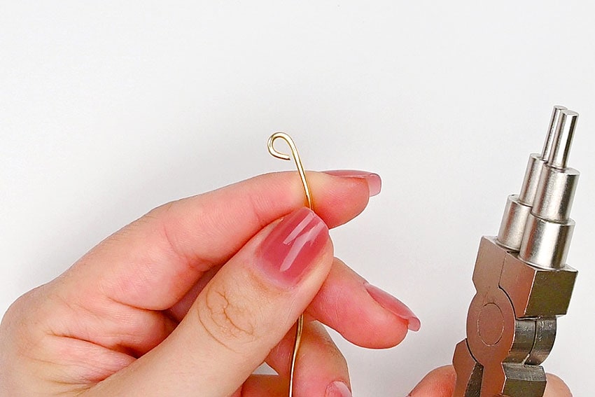 wire wrapped earrings kids craft instruction image 26