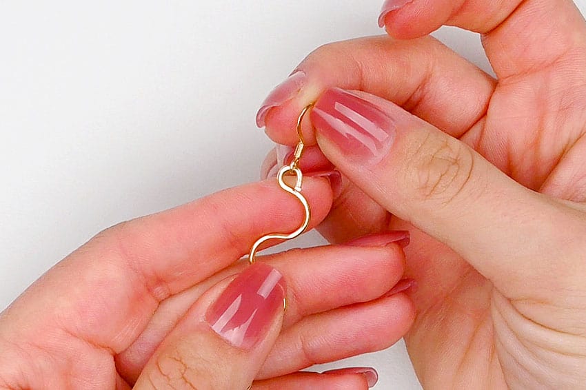 wire wrapped earrings kids craft instruction image 8