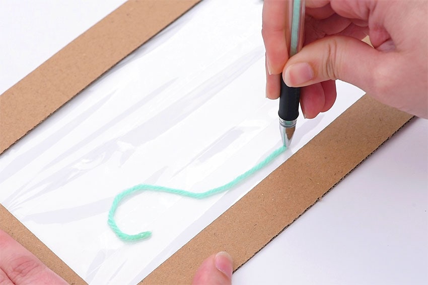 yarn pen painting hack crochet yarn craft instruction image 10