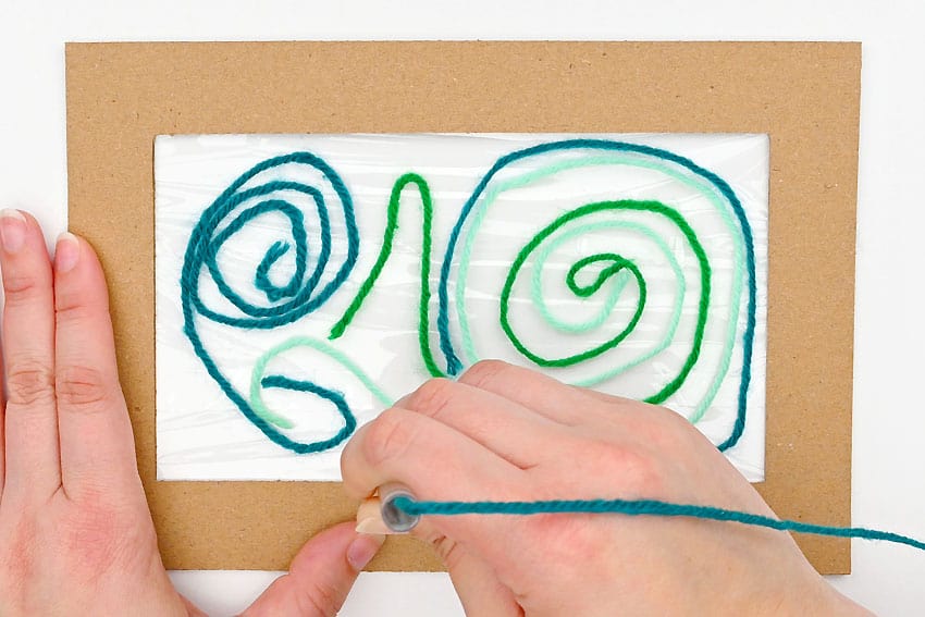 yarn pen painting hack crochet yarn craft instruction image 13