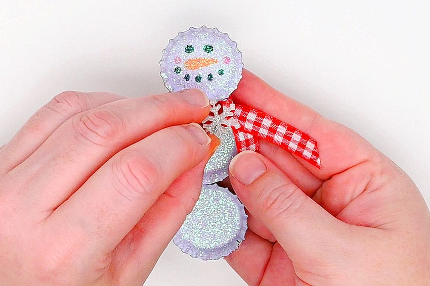 bottle cap snowman kids craft instruction image 16