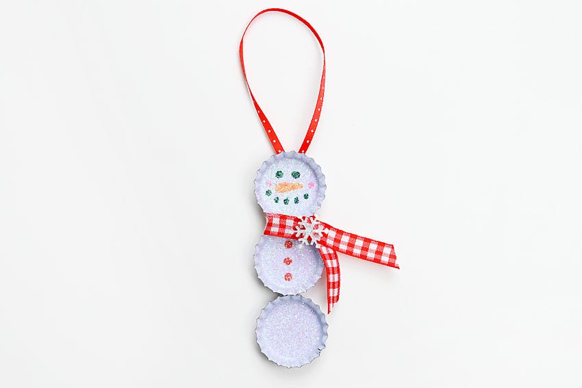 bottle cap snowman kids craft instruction image 19