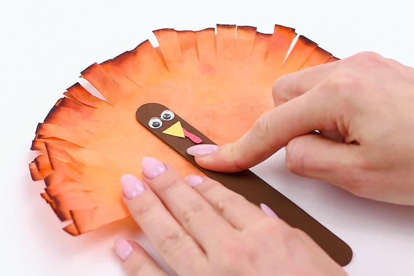 coffee filter turkey kids craft instruction image 17