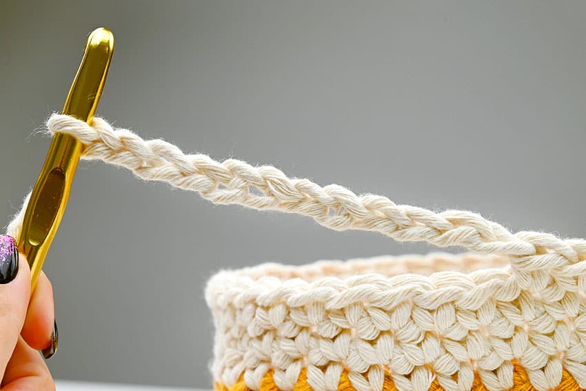 crochet basket crochet yarn craft instruction image 14