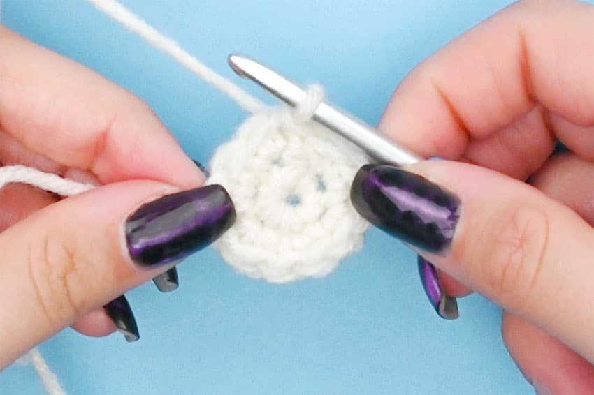 crochet christmas ornaments crochet yarn craft instruction image 4