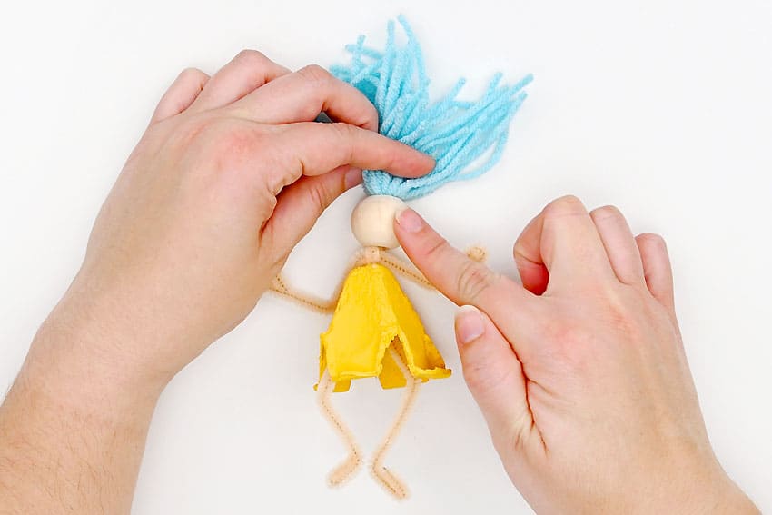 egg carton fairies crochet yarn craft instruction image 14