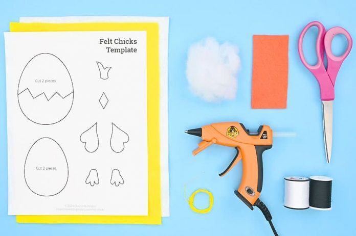 felt chick pattern kids craft instruction image 1