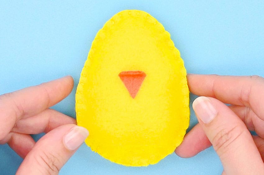 felt chick pattern kids craft instruction image 13