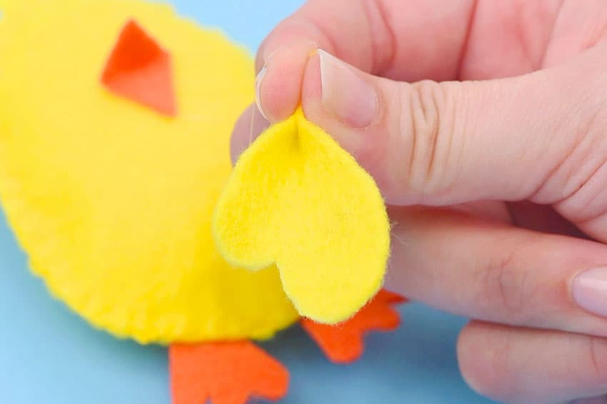 felt chick pattern kids craft instruction image 18
