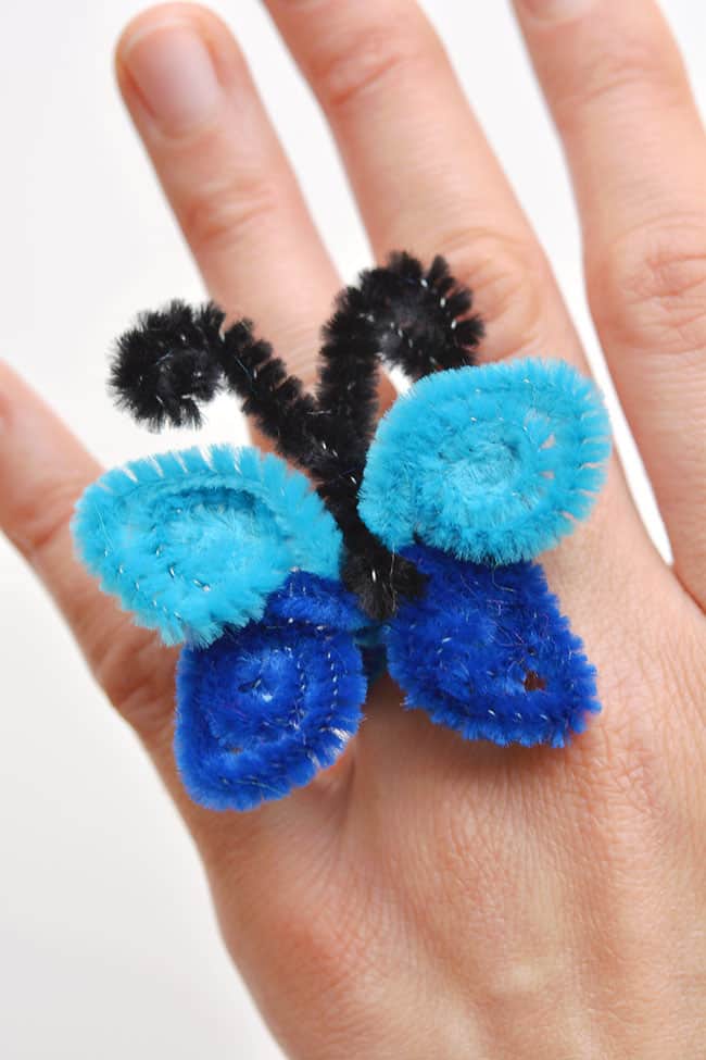 pipe cleaner butterfly rings kids craft instruction image 14