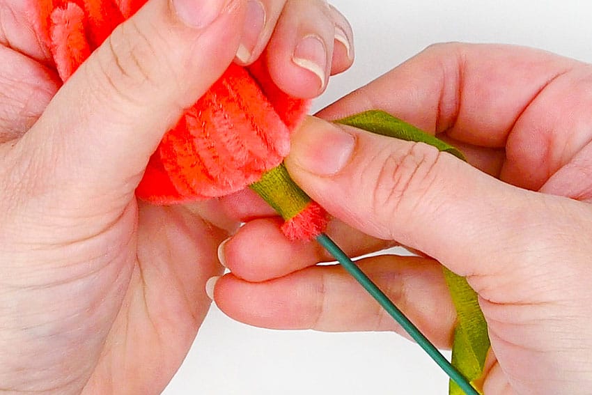 pipe cleaner tulip kids craft instruction image 20