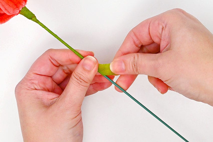 pipe cleaner tulip kids craft instruction image 21